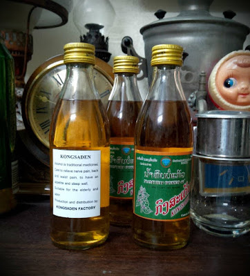 Rượu công sa đẻn Lào 3