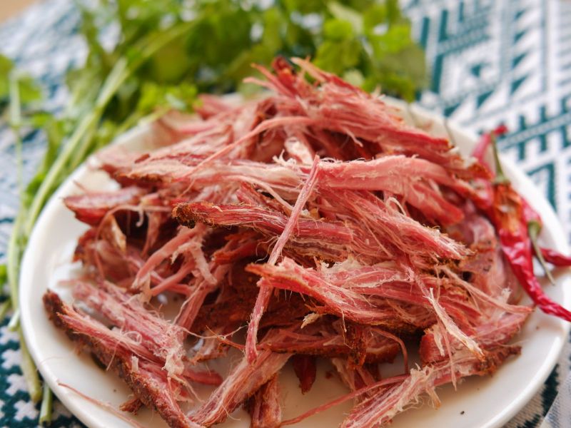 Thịt bò Lào gác bếp4